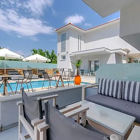 Hotel Metsikas Limenas (Thasos)